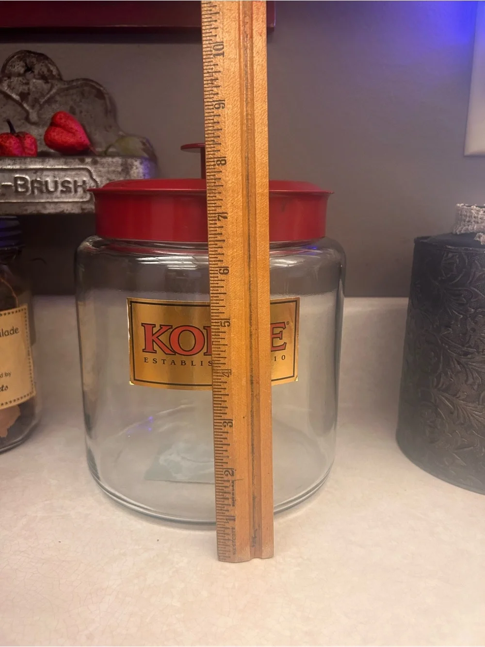 Vtg KOEZE’s Lidded Glass Cashew Nut Jar Counter Top Apothecary Store Display